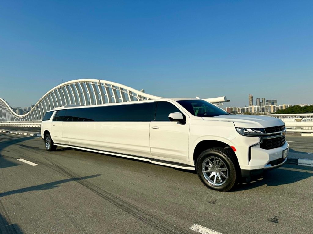 Dubai With Luxury Car